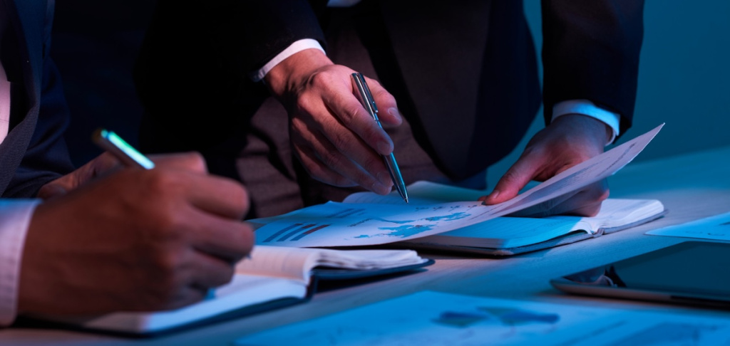 Investment consulting